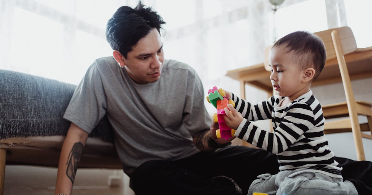 My child never asks questions &mdash; no &ldquo;why,&rdquo; no &ldquo;what&rsquo;s that?&rdquo; Is that autism?